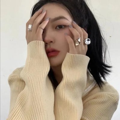 春色无边满杏林